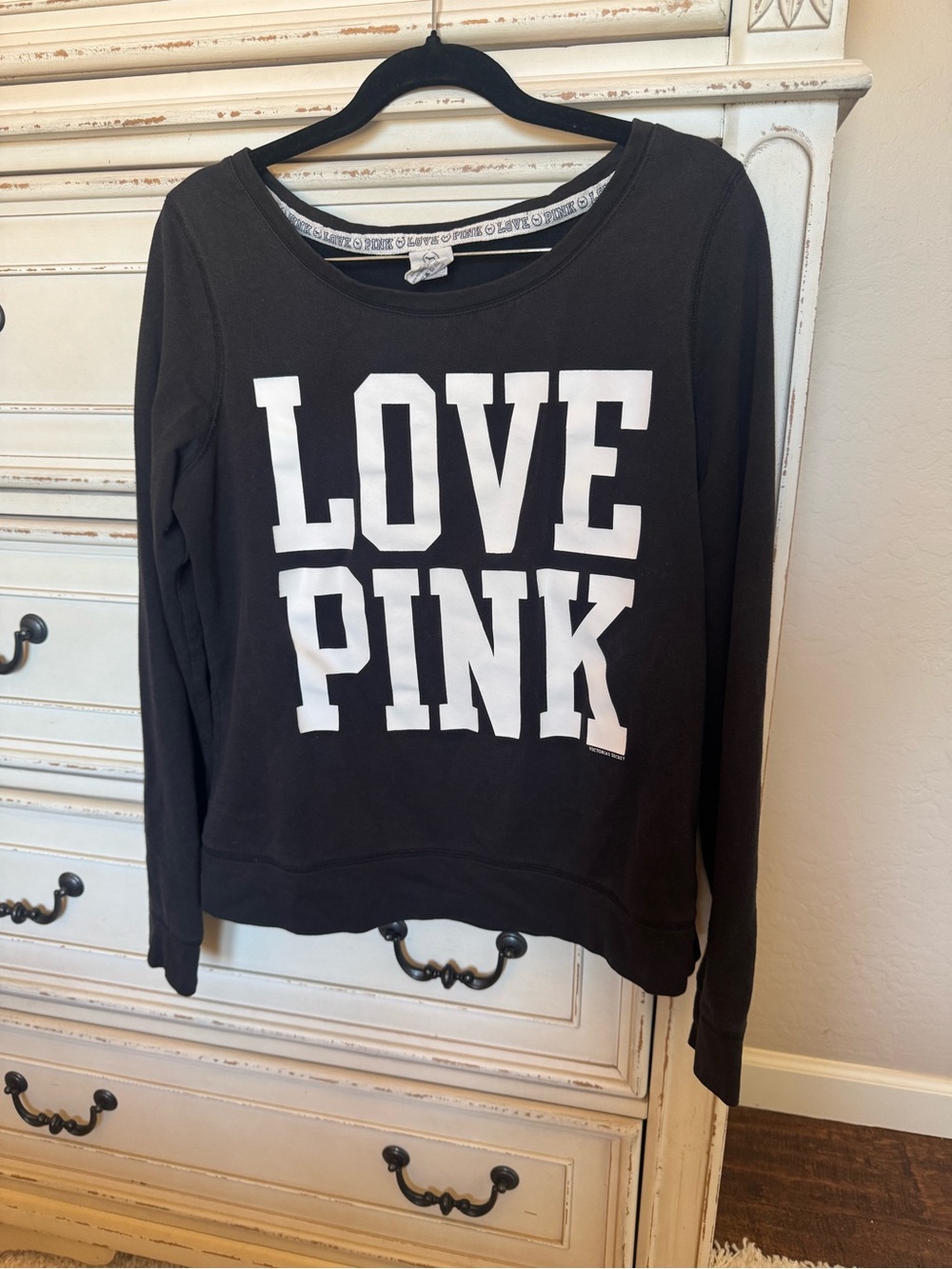PINK Victoria's Secret Black Crewneck Sweatshirt with White 'LOVE PINK' Print